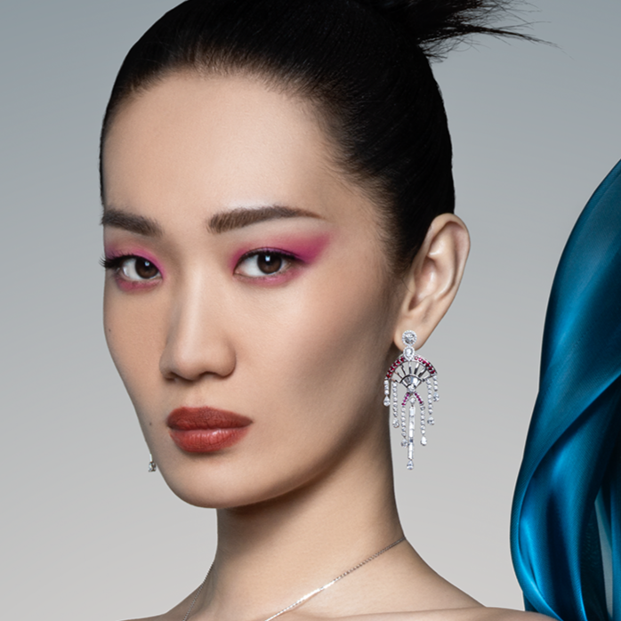 Anting Berlian Realm Harmony Melambangkan Ketenangan Bagi yang Mengenakannya