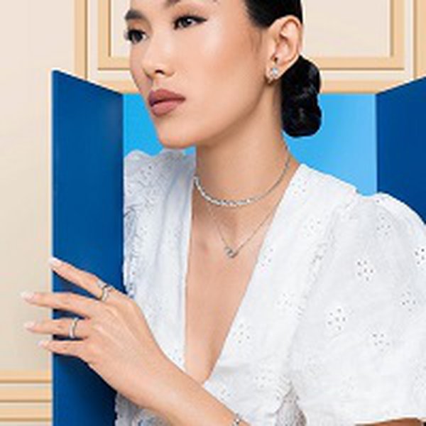 Percantik Lingkar Lehermu dengan MONDIAL Exclusive Diamond Necklace