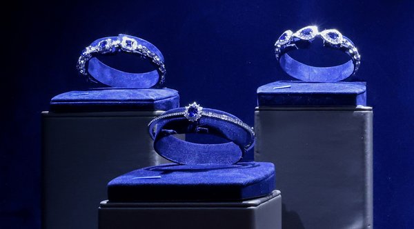 Pastikan Memilih Jewelry Stores Terbaik Saat akan Membeli Perhiasan Berlian