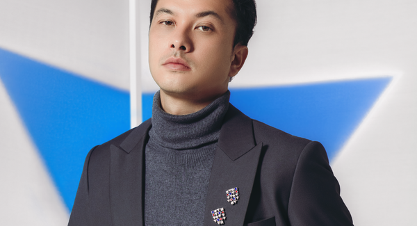 Keindahan Brooch Terbaru MONDIAL bersama Nicholas Saputra sebagai Brand Ambassador