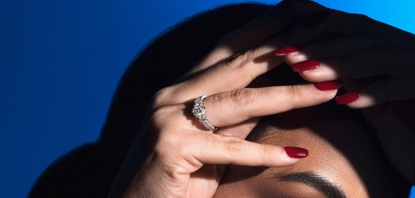 Awas Menyesal! Simak Tips Pilih Engagement Ring yang Berkesan untuk Kekasih