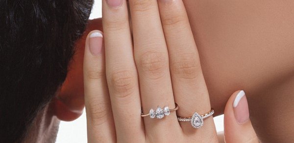 Bingung Pilih Cincin Tunangan Berlian? Inilah Carat yang Direkomendasikan Jewelry Stores