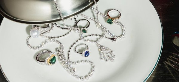 Warna dari Setiap Batu Mulia Pada Luxury Jewelry MONDIAL, Melambangkan Apa?