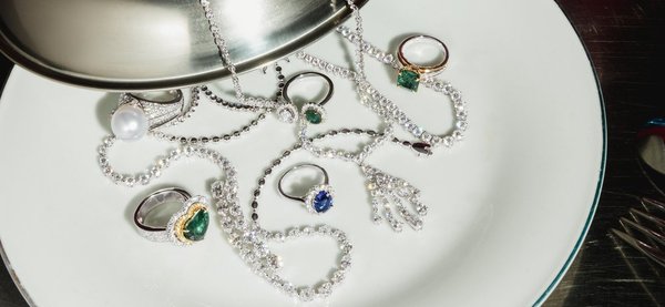 Mengapa Perhiasan dari Luxury Brand Tetap Jadi Trend dari Generasi ke Generasi