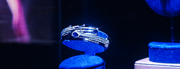 Tren Model Bangle Apa yang Jadi Incaran Para Wanita?